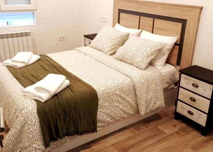 Adoracte 4 Mieres Apartamentos