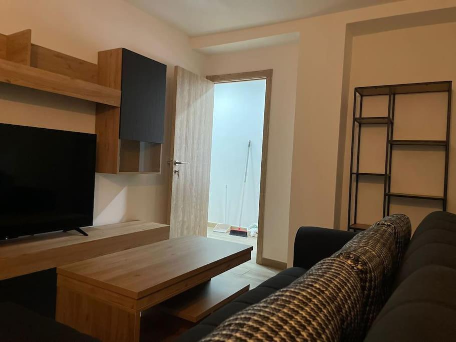Adoracte 4 Mieres Appartement *
